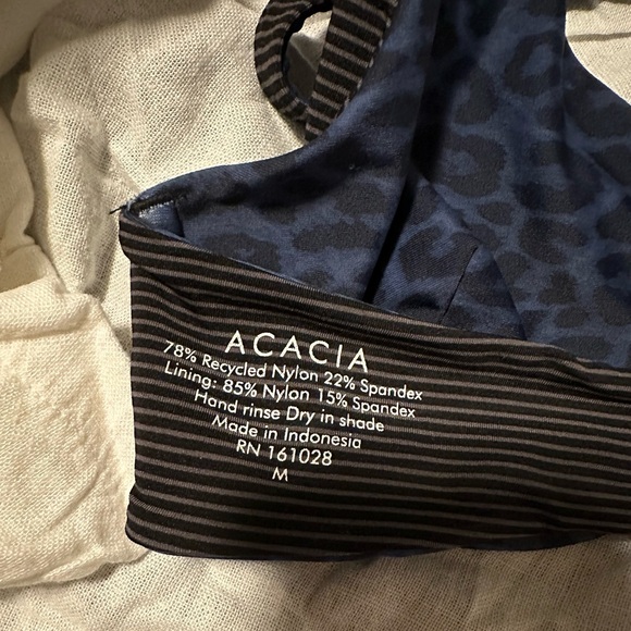 Acacia Manhatten Top size M leopard print - Picture 2 of 3